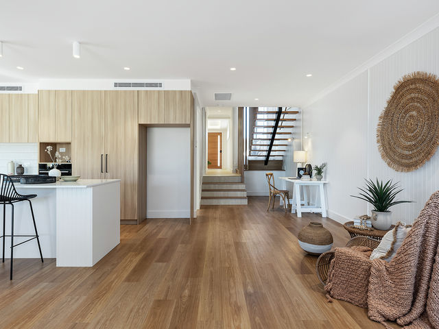 2/41 Thompson  Street Long Jetty