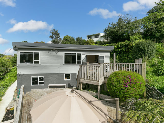 7 Victory Crescent Tawa