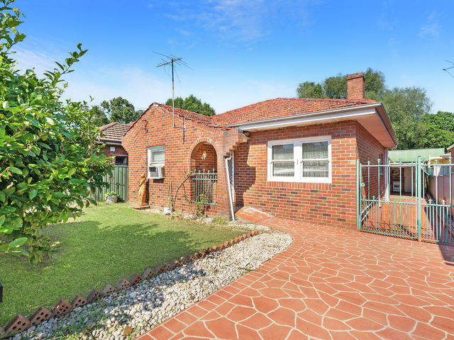 1 Oak Street Parramatta