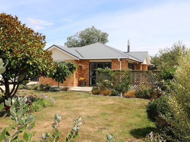 25 Charles Street Carterton