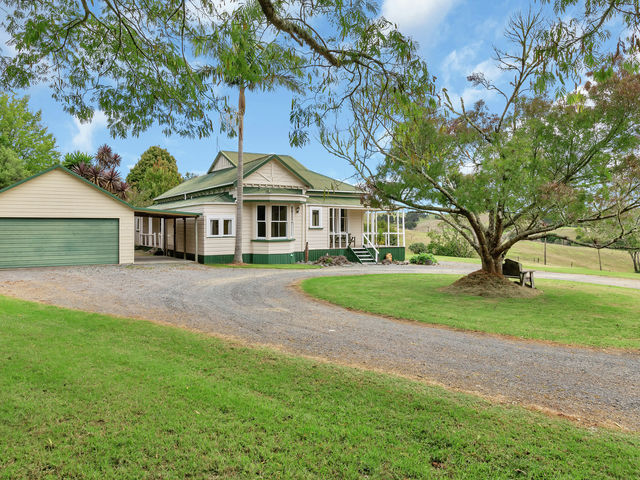 25 Tavinor Road Otaika