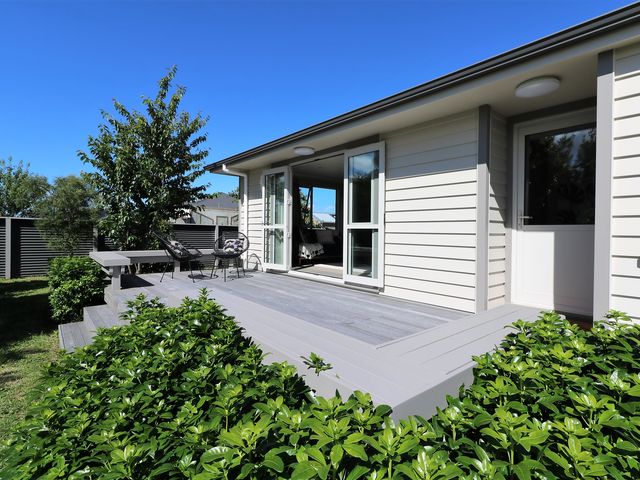 26A Charles Street Carterton