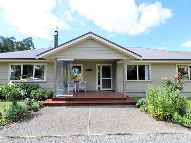 81 Lincoln Road Carterton