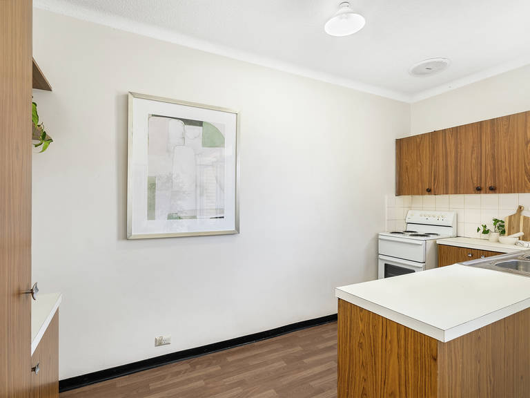 8/108 Burns Bay Road Lane Cove