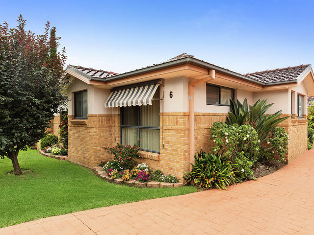 1/6 Davidson Avenue Killarney Vale