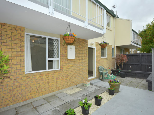 2/444 Hagley Avenue Christchurch City