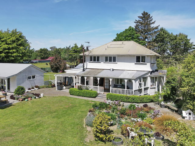 418 Two Chain Road Burnham