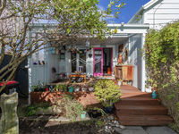 photo property thumbnail