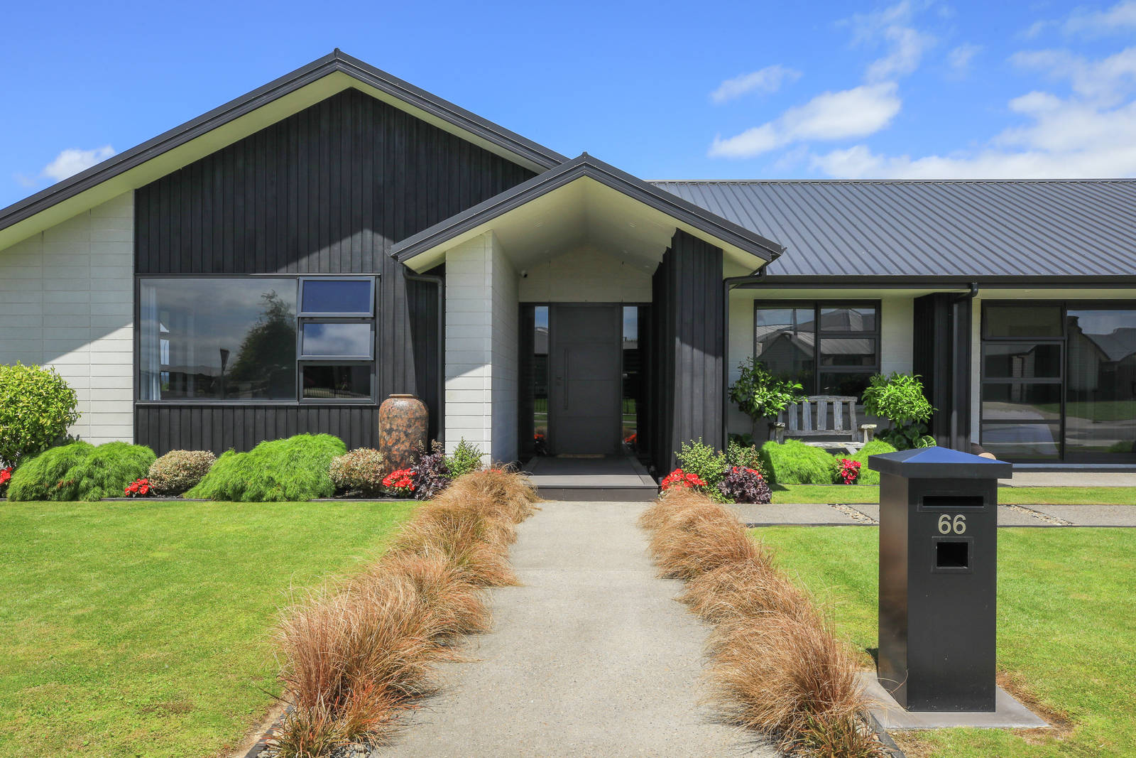 66 Oak Ridge Drive, Te Awamutu 4 Bed House For Sale