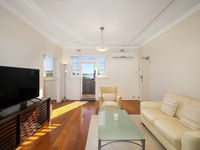 photo property thumbnail