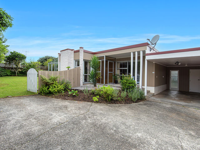 78b Fairway Drive Kamo