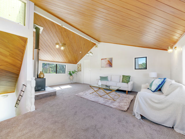 1/7 Cezanne Place New Lynn