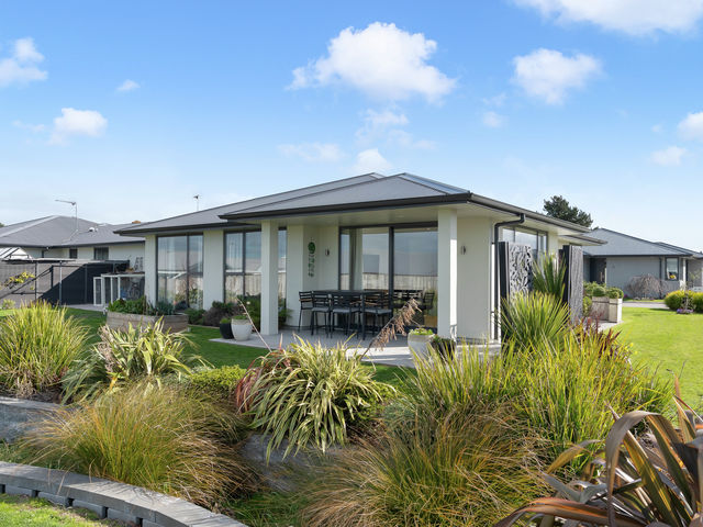 51 Driving Range Road Solway