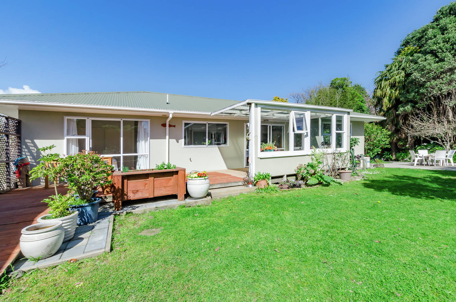 8A Fleetwood Grove, Waikanae - 2 Bed House - Private Treaty