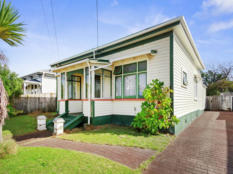 21 Nelson Street Petone