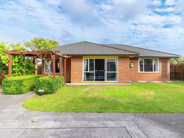 2/19 Branston Street Hornby