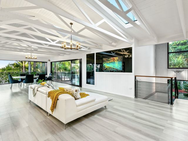 4 Toukley Court Highland Park