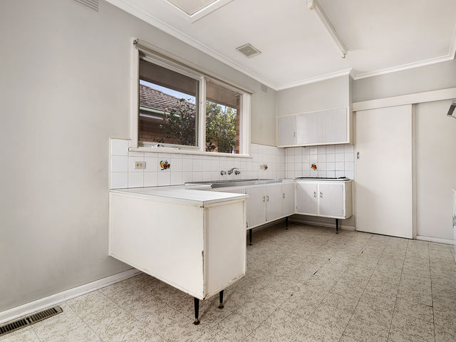 4/6 Garden Avenue Glen Huntly