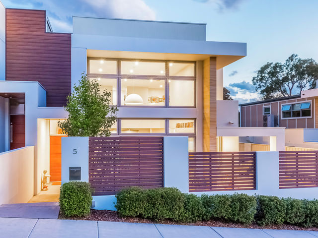5/99 Ainsworth Street Mawson