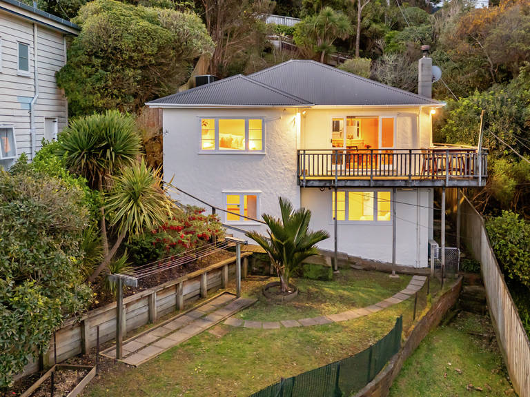 27 & 27a Alexandra Road Hataitai