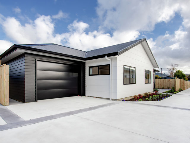 2/15 Wilford Street Upper Hutt