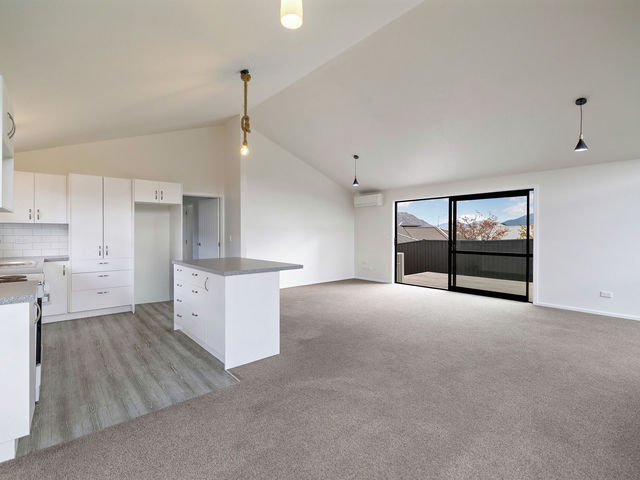 35 Risinghurst Terrace Lower Shotover