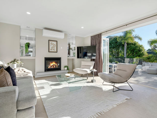 11 Santa Cruz Drive Shamrock Park
