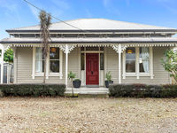 photo property thumbnail