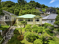 photo property thumbnail