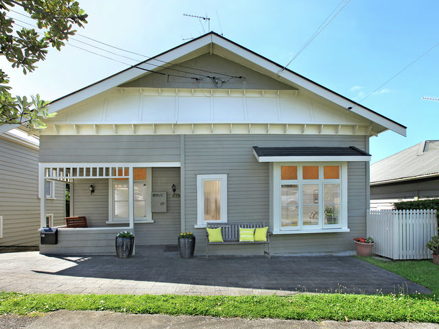 13 Third Avenue Kingsland