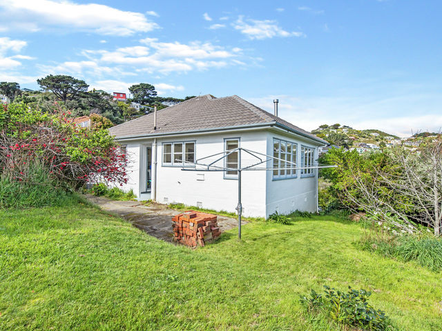 13 Kinghorne Street Strathmore Park