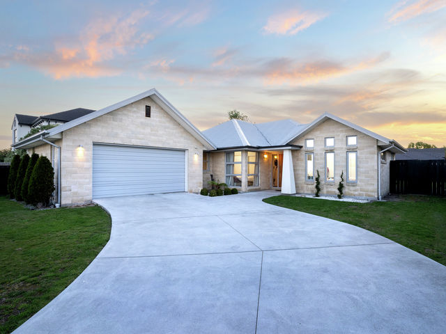 18 Linkwater Way Parklands