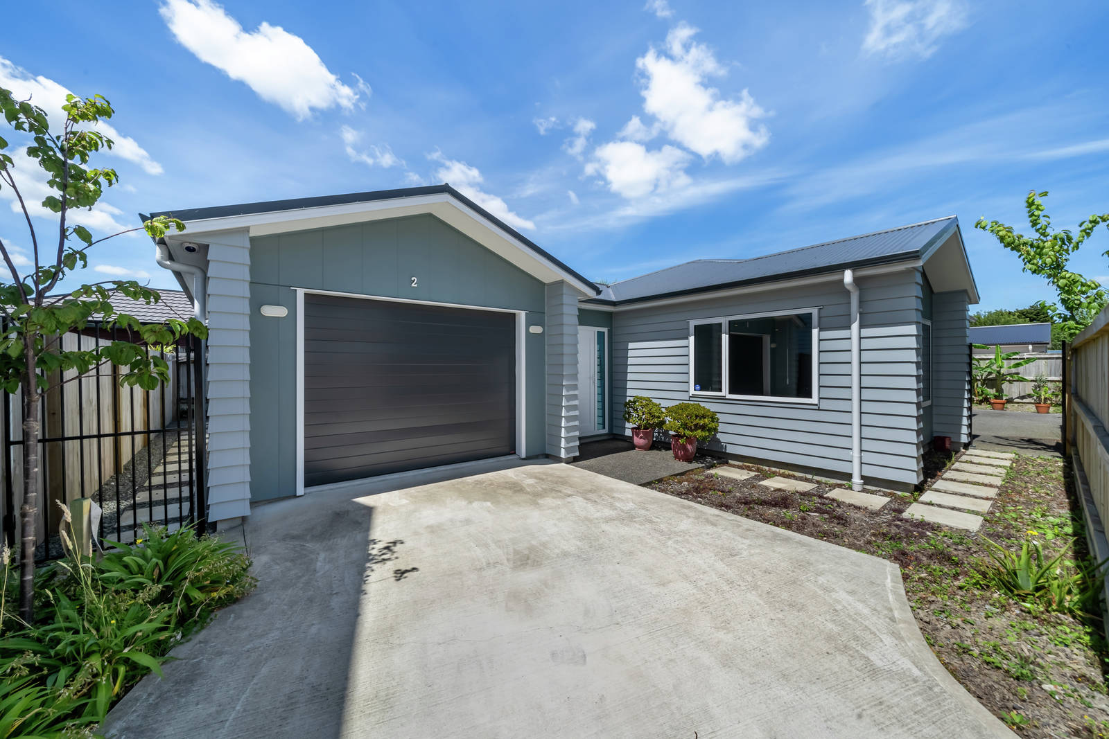 2 Climie Way, Trentham 4 Bed House For Sale