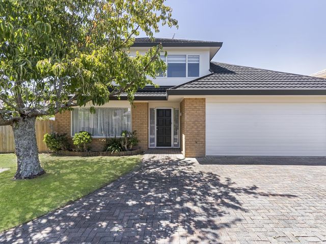 1/24 Headcorn Place Botany Downs