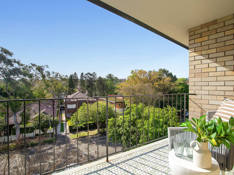 7/93 Avenue Road Mosman