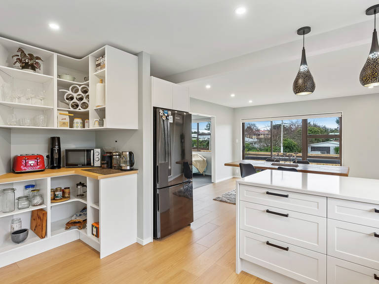 4 Fincham Road Raumati Beach