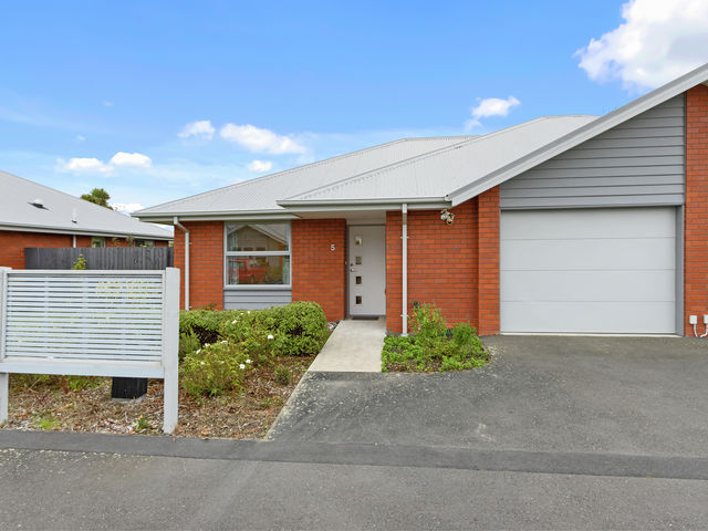 5/212 Lyttelton Street Spreydon