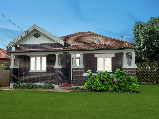 11 Moree  Avenue Westmead