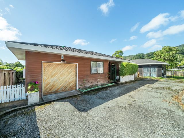 2/12 Raukawa Street Stokes Valley