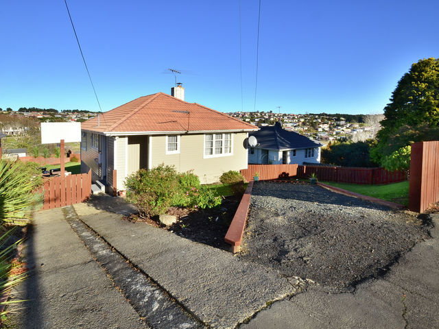 98 Panmure Avenue Calton Hill