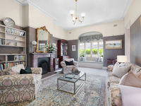 photo property thumbnail
