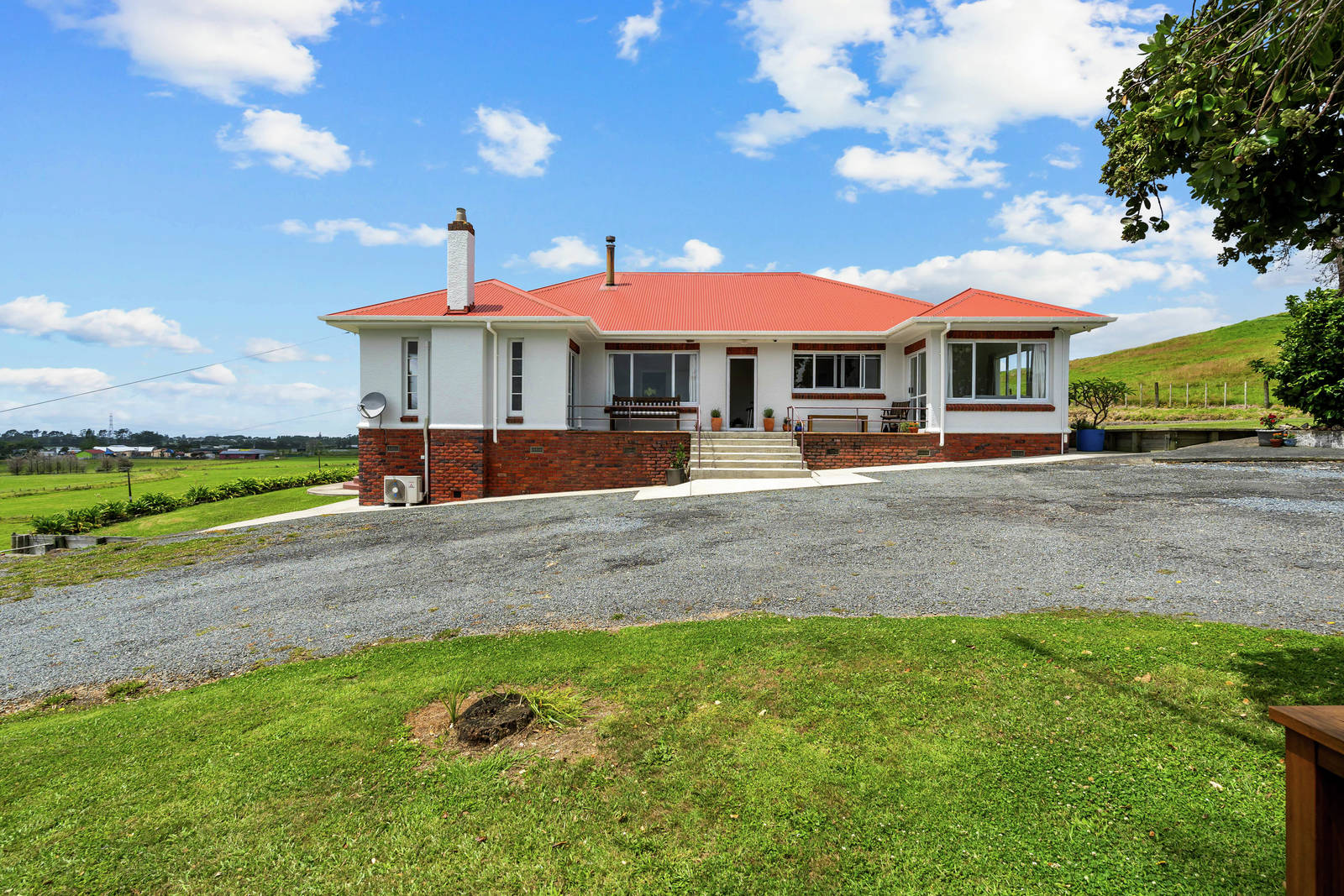 28 Sandford Road, Ruakaka 5 Bed Lot For Sale