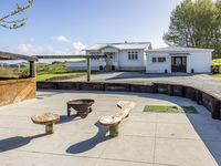 photo property thumbnail