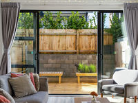 photo property thumbnail