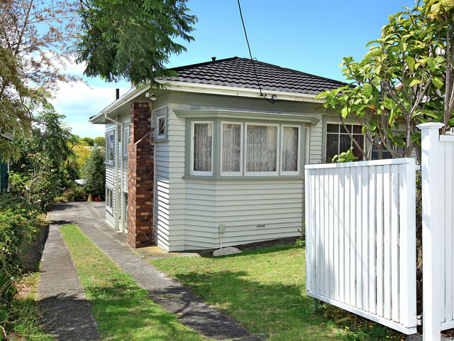 97 Old Mill Road Westmere