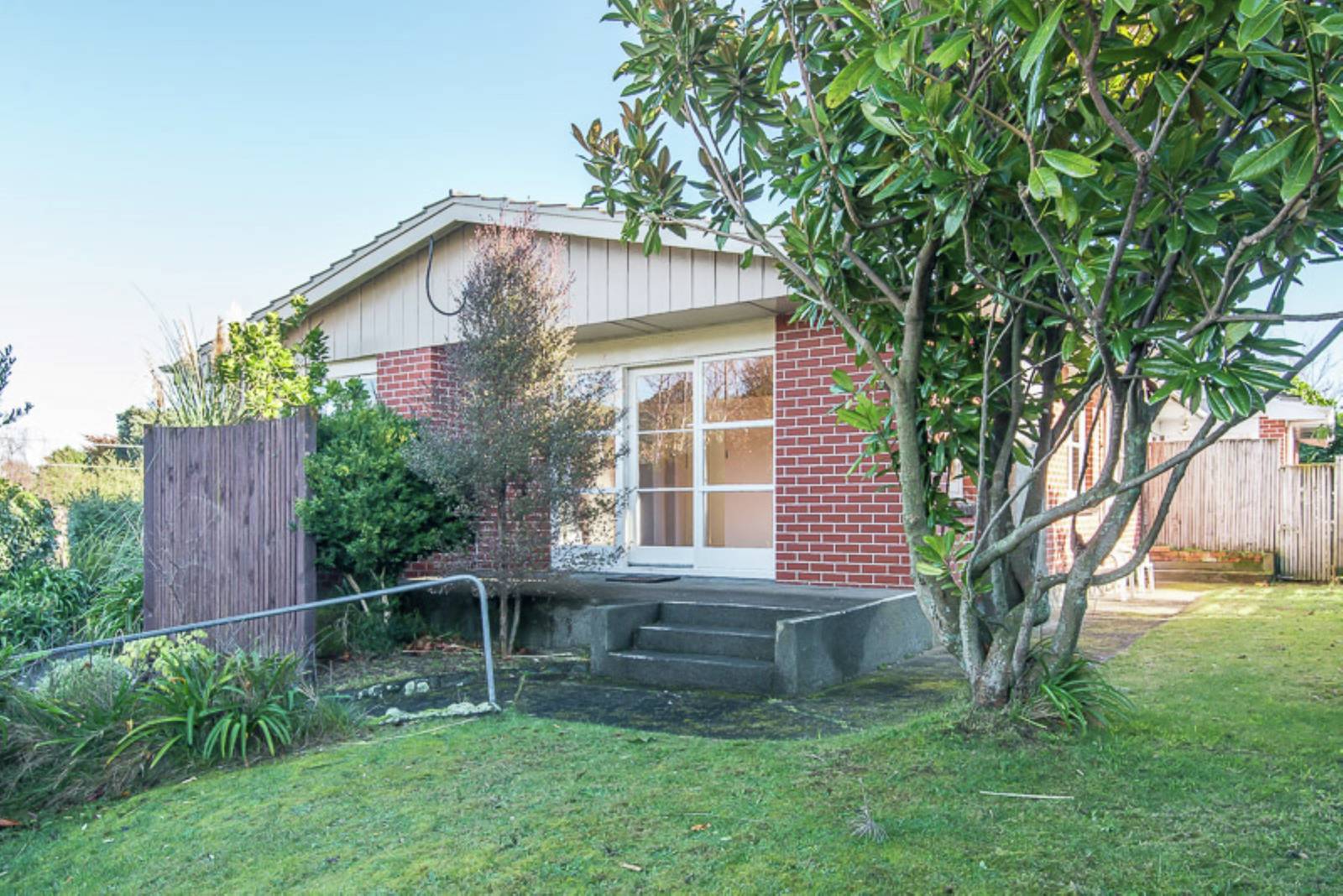 3a Rimu Road, Raumati Beach 5 Bed House Tender
