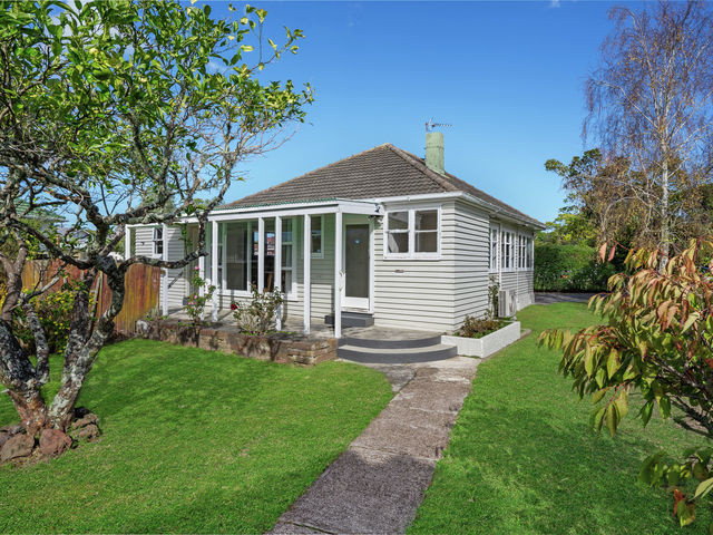 38 Kiwitea Street Sandringham