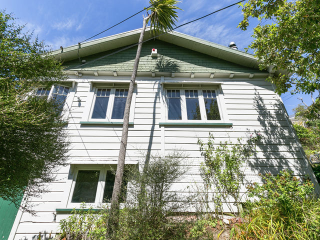 75 Severn Street Island Bay