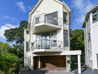 photo property thumbnail