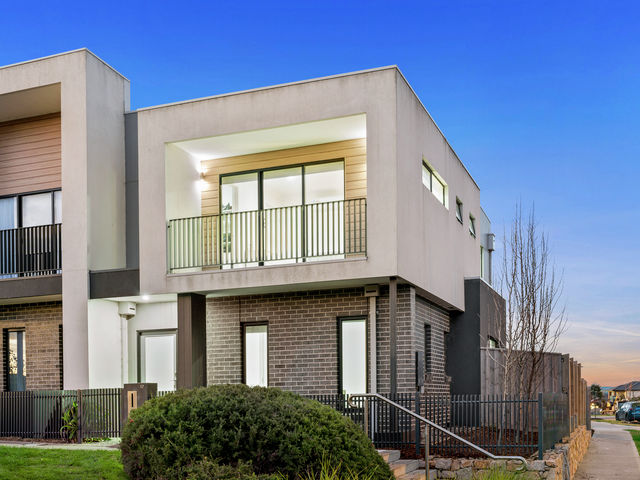 17 Clarence Walk Mickleham